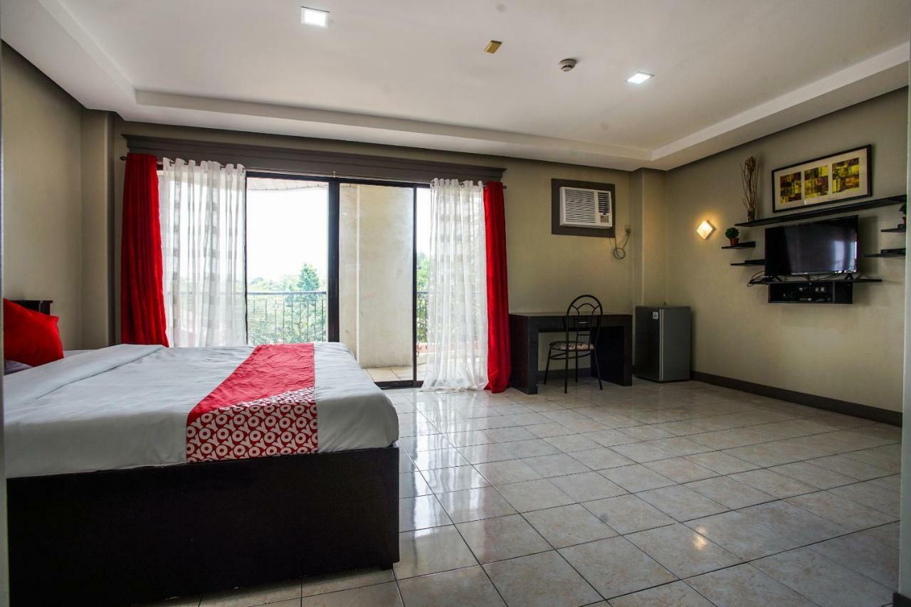 Oyo 192 Tcc Condo-Hostel Davao City Esterno foto