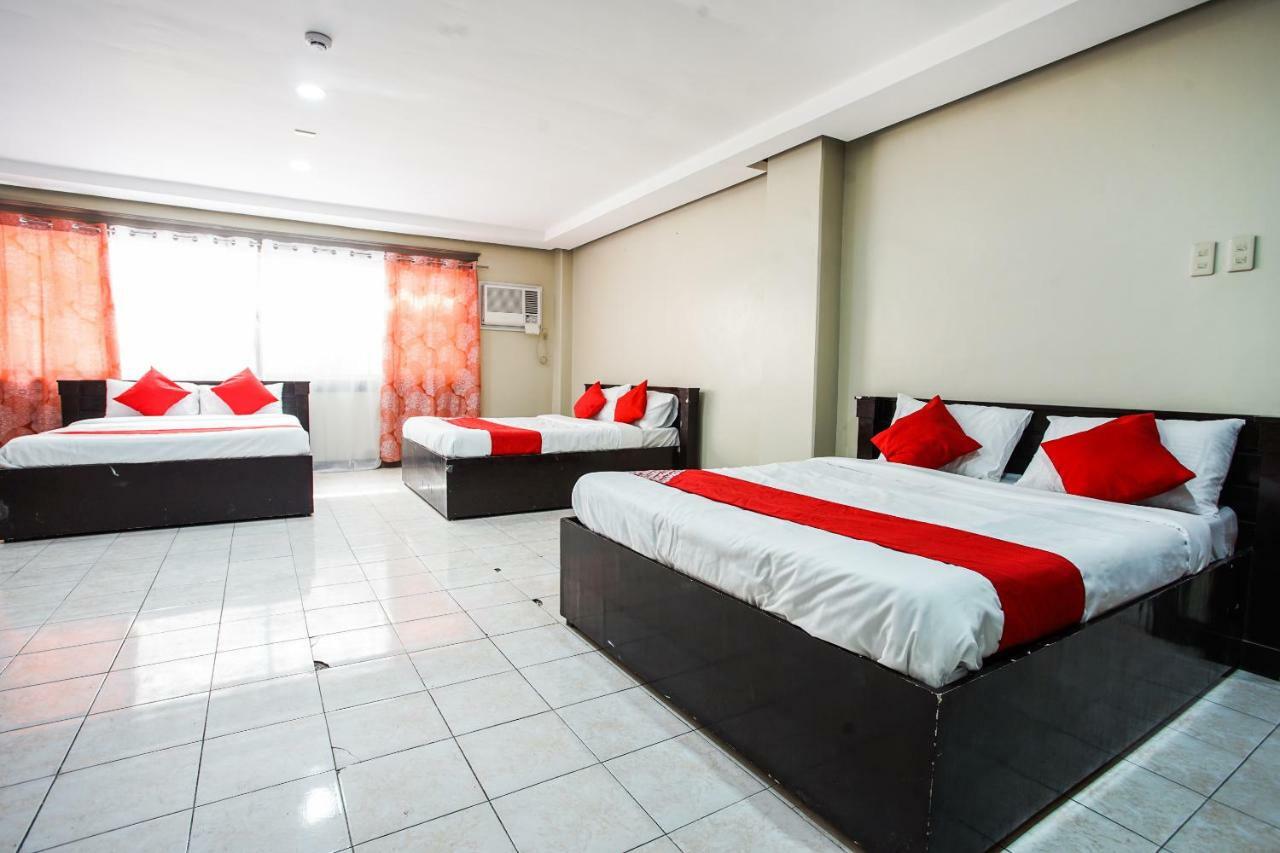 Oyo 192 Tcc Condo-Hostel Davao City Esterno foto