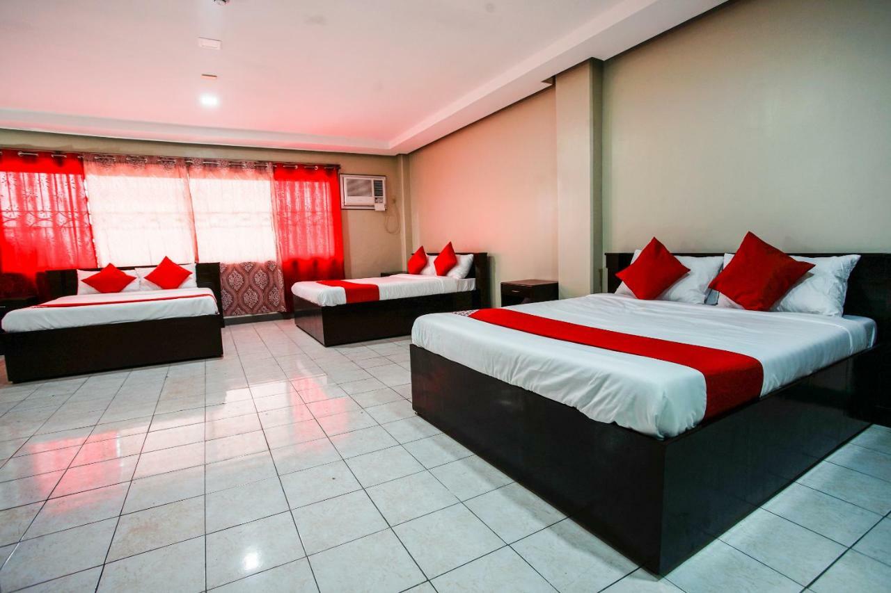 Oyo 192 Tcc Condo-Hostel Davao City Esterno foto