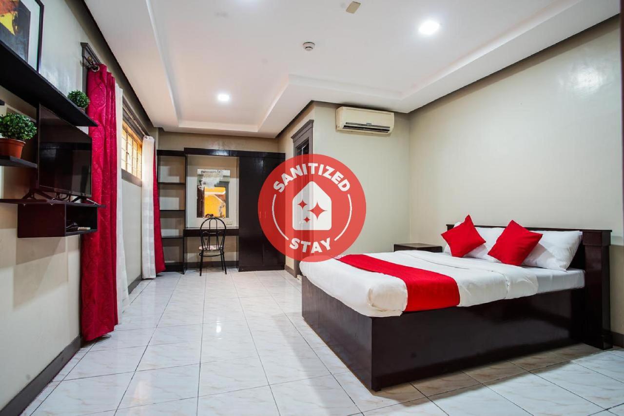 Oyo 192 Tcc Condo-Hostel Davao City Esterno foto